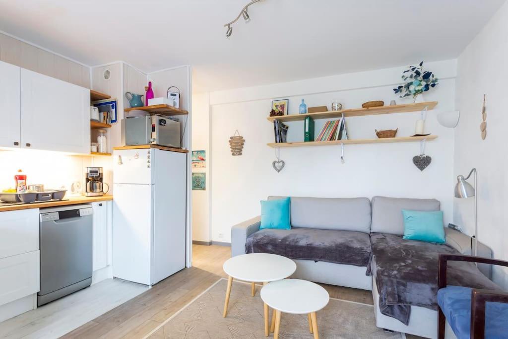 Chez Laurence - Elegant Appartement Climatise Avec Wifi Et Parking لا غراند موت المظهر الخارجي الصورة